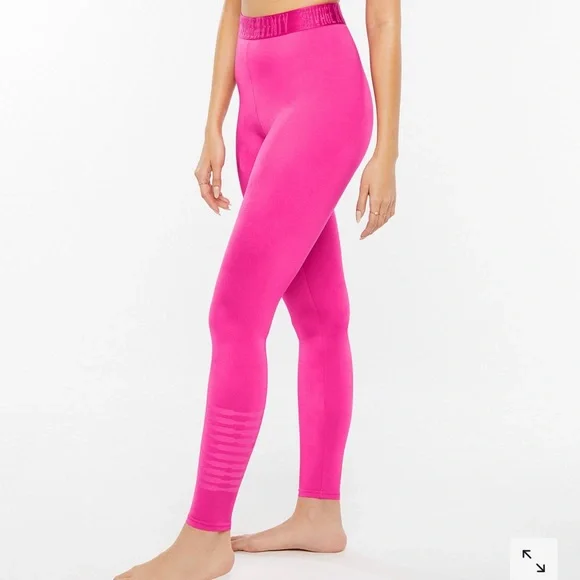 SAVAGE FENTY FOREVER SAVAGE LEGGINGS - PINK FURY WOMEN SIZE XL (NEW WITH TAGS) - Picture 1 of 5